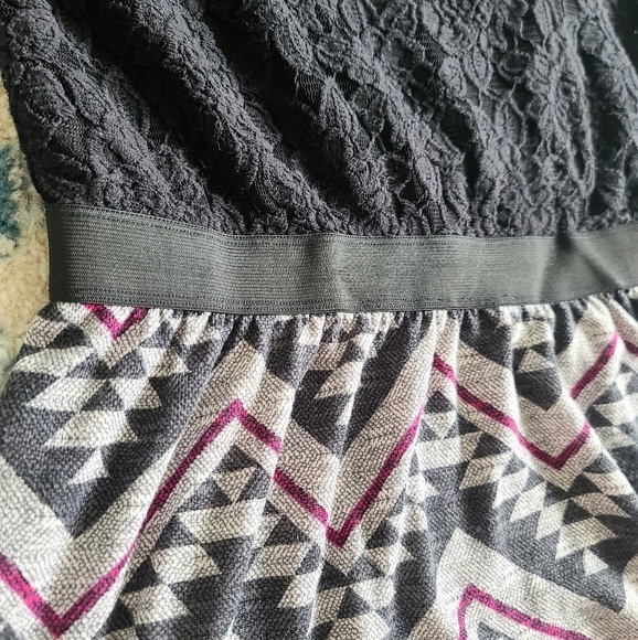 Speechless Casual Mini Dress | Reputation Era | Little Black Dress | Chevron XL - Picture 2 of 7